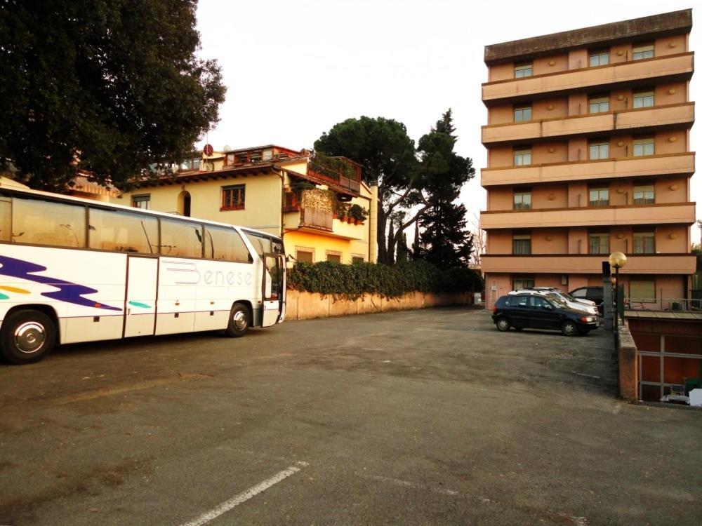 Eurhotel Firenze Bagian luar foto